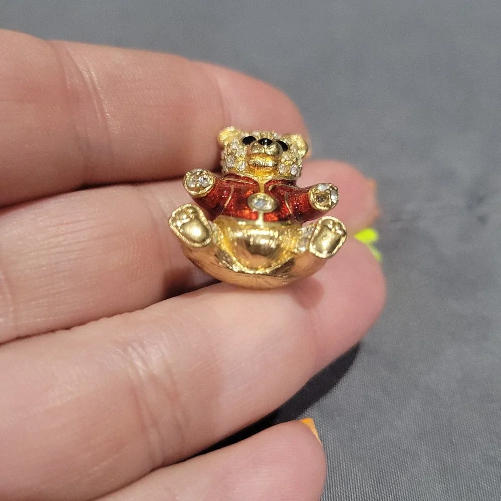 Savvy Swarovski Limited Edition Crystal Gold Tone Teddy Bear Pendant Red Enamel